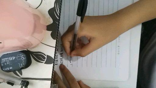 成人写字靠背姿势视频,从改善背靠习惯开始