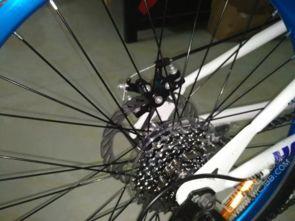 成人单车大轮圈安装视频,轻松掌握成人单车大轮圈安装步骤解析